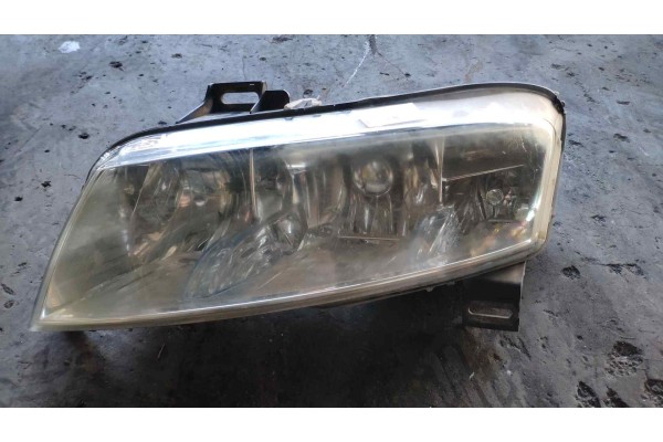 Recambio de faro izquierdo para fiat stilo (192) 1.2 16v cat referencia OEM IAM 517127120  