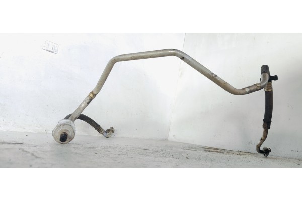 Recambio de tubos aire acondicionado para peugeot 5008 1.6 hdi 110 fap referencia OEM IAM 9684368380  