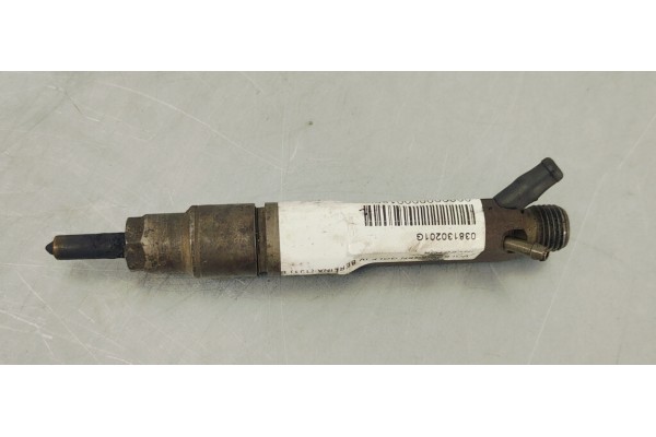 Recambio de inyector para volkswagen golf iv berlina (1j1) básico referencia OEM IAM 038130201G  