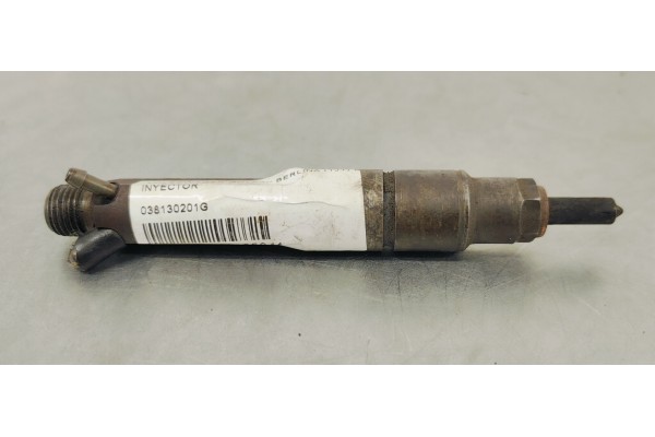 Recambio de inyector para volkswagen golf iv berlina (1j1) básico referencia OEM IAM 038130201G  