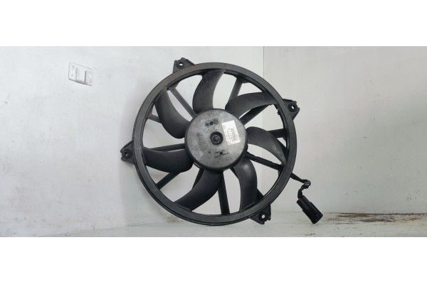 Recambio de electroventilador para peugeot 5008 1.6 hdi 110 fap referencia OEM IAM FC1049874716T  