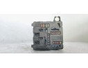 Recambio de caja reles / fusibles para renault megane ii classic berlina confort expression referencia OEM IAM 8200306033B  