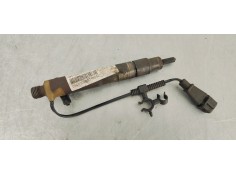Recambio de inyector para volkswagen golf iv berlina (1j1) básico referencia OEM IAM 038130201F  