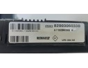 Recambio de caja reles / fusibles para renault megane ii classic berlina confort expression referencia OEM IAM 8200306033B  