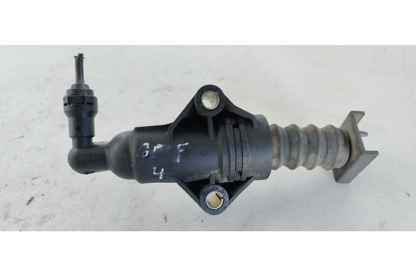 Recambio de bombin embrague para volkswagen golf iv berlina (1j1) básico referencia OEM IAM 1J0721261F  