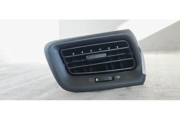 Recambio de rejilla aireadora para kia stonic (ybcuv) 1.2 i 85 referencia OEM IAM 97490H8000WK  