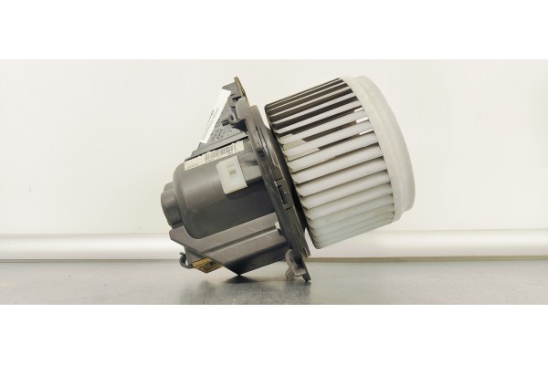 Recambio de ventilador calefaccion para citroen c4 picasso 1.6 hdi 115 fap referencia OEM IAM 5P1330000  