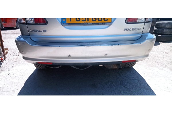 Recambio de paragolpes trasero para lexus rx300 (mcu15) luxury referencia OEM IAM   