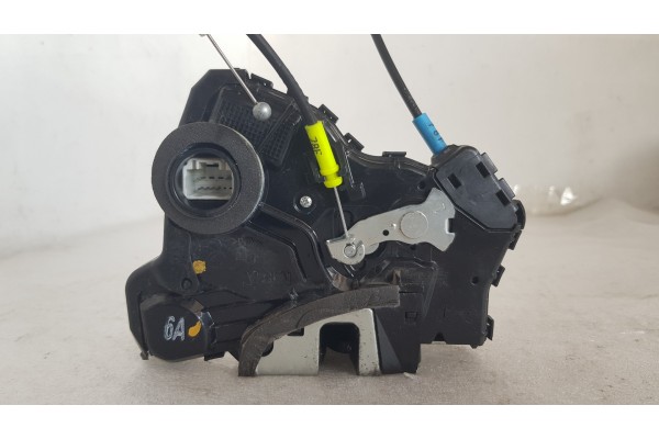 Recambio de cerradura puerta delantera izquierda para toyota avensis (t27) 2.2d-cat 150 fap referencia OEM IAM A084219  