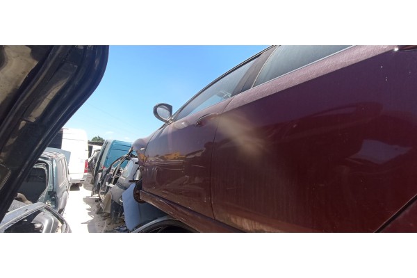 Recambio de puerta delantera izquierda para mazda 6 kombi (gh) 2.2 turbodiesel cat referencia OEM IAM   