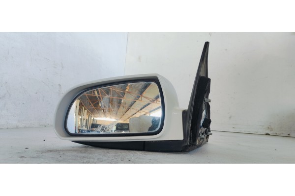 Recambio de retrovisor izquierdo para hyundai sonata (nf) 2.0crdi 140 fap referencia OEM IAM E4012273  