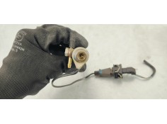 Recambio de inyector para volkswagen golf iv berlina (1j1) básico referencia OEM IAM 038130201F  