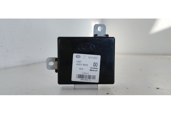 Recambio de modulo electronico para kia carnival 2.9 crdi cat referencia OEM IAM 957004D000  