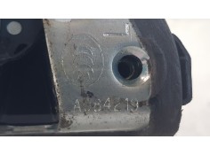 Recambio de cerradura puerta trasera izquierda para toyota avensis (t27) 2.2d-cat 150 fap referencia OEM IAM A084219  