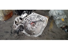 Recambio de caja cambios para renault megane iii berlina 5 p dynamique referencia OEM IAM 320108729R  