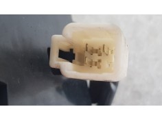 Recambio de cenicero para toyota avensis (t27) 2.2d-cat 150 fap referencia OEM IAM 5880405190  