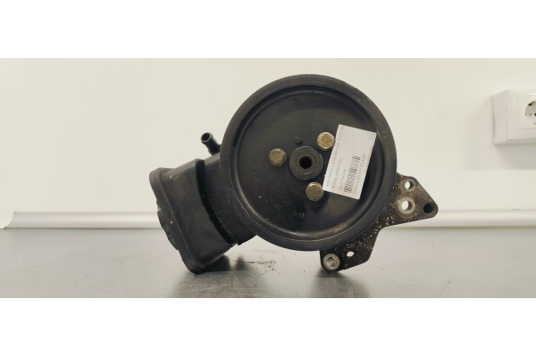 Recambio de bomba direccion para bmw serie 3 berlina (e46) 2.0 d 150 [320] referencia OEM IAM 32417787106  