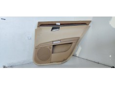 GUARNECIDO PUERTA TRASERA DERECHA 