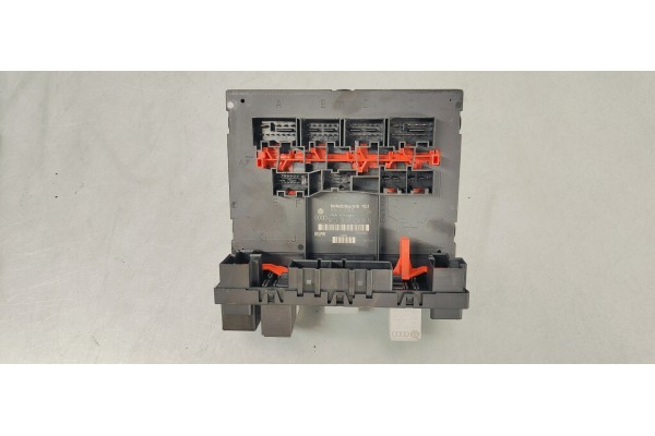 Recambio de caja reles / fusibles para skoda octavia berlina (1z3) 1.9 tdi 105 referencia OEM IAM 1K0937049N  