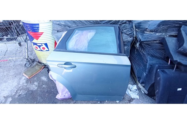 Recambio de puerta trasera derecha para ford mondeo ber. (ca2) 1.8 tdci cat referencia OEM IAM   
