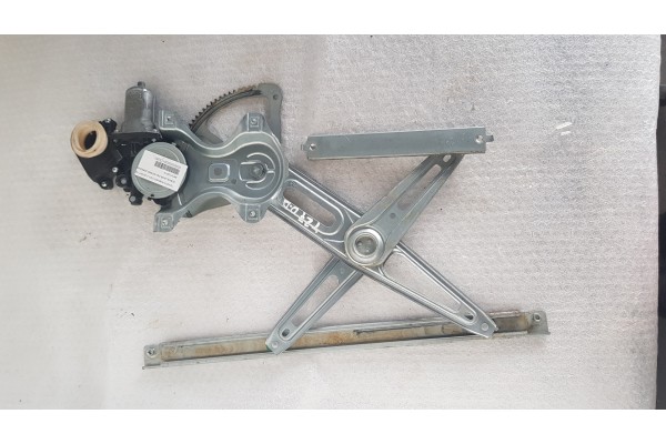 Recambio de elevalunas delantero derecho para toyota avensis (t27) 2.2d-cat 150 fap referencia OEM IAM 8570102010  