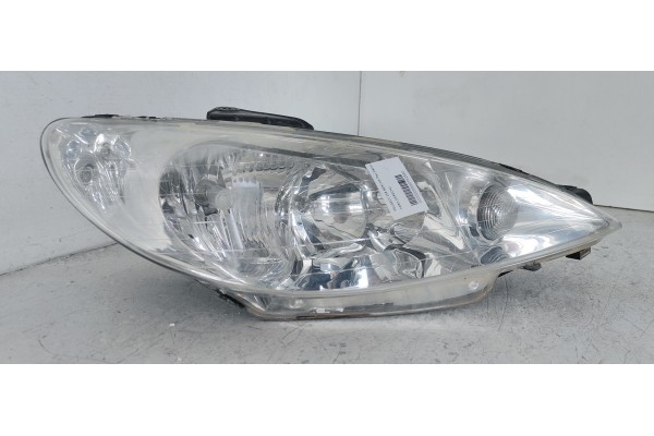 Recambio de faro derecho para peugeot 206 berlina play station 2 referencia OEM IAM   