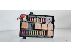 Recambio de caja reles / fusibles para jaguar xj 3.2 v8 32v cat referencia OEM IAM 105135070501  