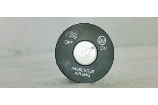 Recambio de interruptor para kia stonic (ybcuv) 1.2 i 85 referencia OEM IAM   