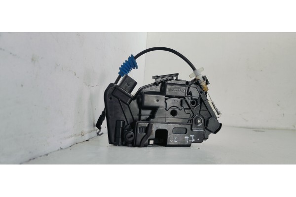 Recambio de cerradura puerta trasera izquierda para volkswagen passat cc (357) básico referencia OEM IAM   
