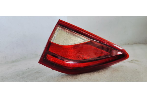 Recambio de piloto trasero izquierdo interior para kia stonic (ybcuv) 1.2 i 85 referencia OEM IAM   