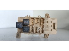 Recambio de caja reles / fusibles para toyota celica (t20) 1.8 16v cat referencia OEM IAM 8264114050  