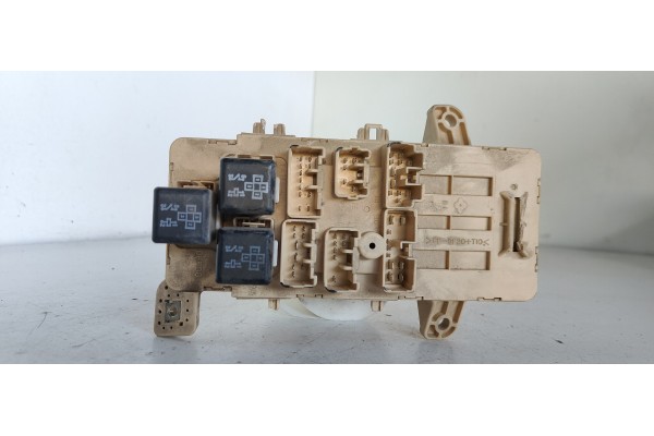 Recambio de caja reles / fusibles para toyota celica (t20) 1.8 16v cat referencia OEM IAM 8264114050  