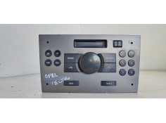 Recambio de sistema audio / radio cd para renault trafic combi (ab 4.01) passenger authentique combi corto referencia OEM IAM 13