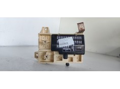 Recambio de caja reles / fusibles para jaguar s-type 2.7 v6 diesel cat referencia OEM IAM 6R8T14A067AA  