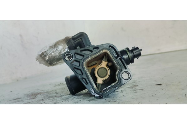 Recambio de termostato para opel corsa d cosmo referencia OEM IAM 55206391  