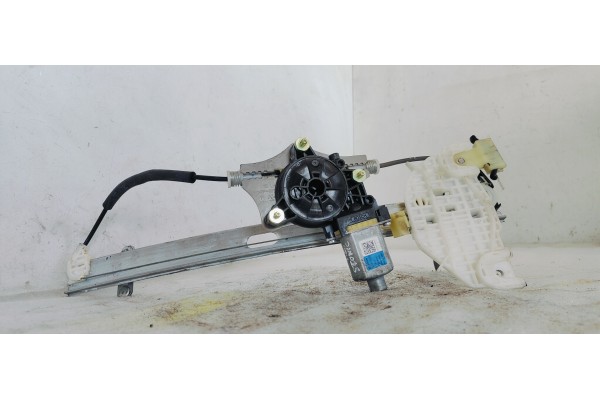 Recambio de elevalunas trasero izquierdo para kia stonic (ybcuv) 1.2 i 85 referencia OEM IAM 83450H8000  