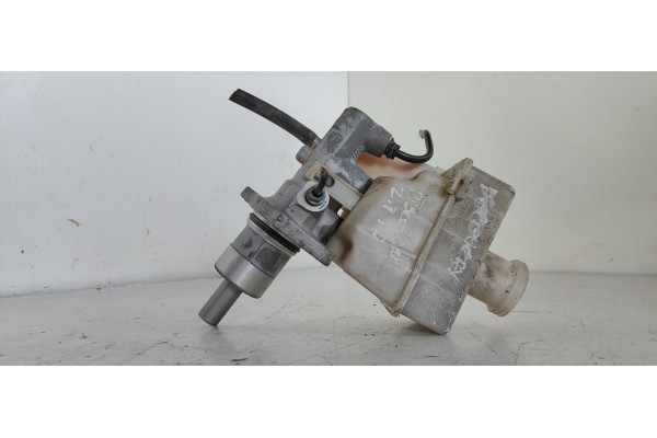 Recambio de bomba freno para land rover range rover (lm) 3.0 td6 referencia OEM IAM 320669532  