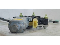 Recambio de elevalunas delantero derecho para kia stonic (ybcuv) 1.2 i 85 referencia OEM IAM 82460H8000  