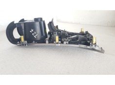 Recambio de guarnecidos palanca cambio para toyota avensis (t27) 2.2d-cat 150 fap referencia OEM IAM 5562505020  