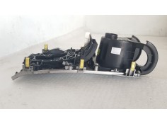 Recambio de guarnecidos palanca cambio para toyota avensis (t27) 2.2d-cat 150 fap referencia OEM IAM 5562505020  