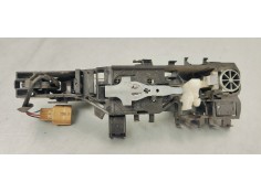 Recambio de maneta exterior trasera izquierda para renault scenic ii 1.5dci 105 referencia OEM IAM   