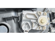 Recambio de faro izquierdo para toyota rav 4 referencia OEM IAM   