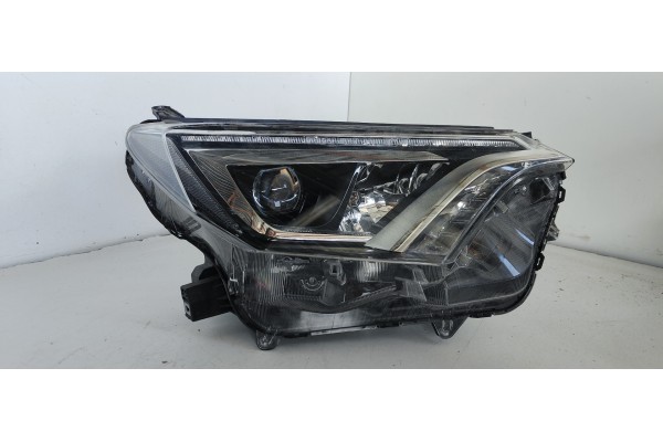 Recambio de faro derecho para toyota rav 4 referencia OEM IAM   