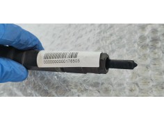 Recambio de inyector para renault scenic ii emotion referencia OEM IAM 0445110110B  