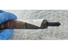 Recambio de inyector para renault scenic ii emotion referencia OEM IAM 0445110110B  