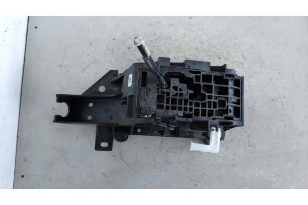 Recambio de palanca cambio para toyota rav 4 referencia OEM IAM 75C996LH  