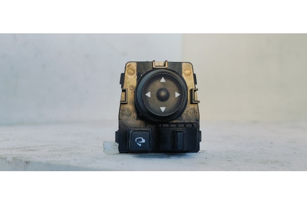 Recambio de mando retrovisor para hyundai i20 (bc3) 1.0i turbo 100 fap referencia OEM IAM 93530BV010  