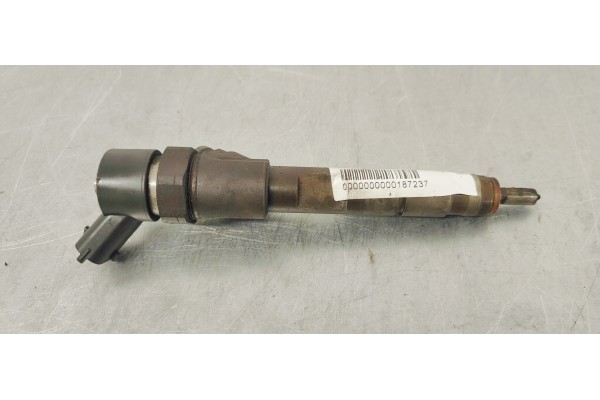 Recambio de inyector para renault scenic ii emotion referencia OEM IAM 0445110110B  