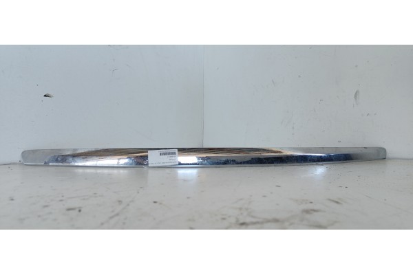 Recambio de moldura para ford mondeo ber. (ca2) trend referencia OEM IAM 7S718B271A  