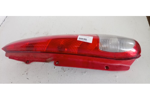 Recambio de piloto trasero derecho para chevrolet tacuma 1.6 cat referencia OEM IAM   